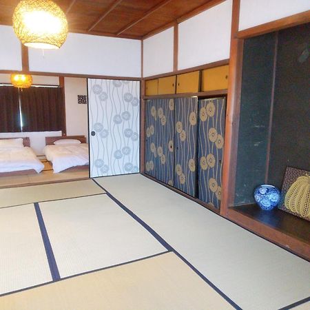呼子の港路地の古民家一棟貸切宿梵soyogi Карацу Экстерьер фото